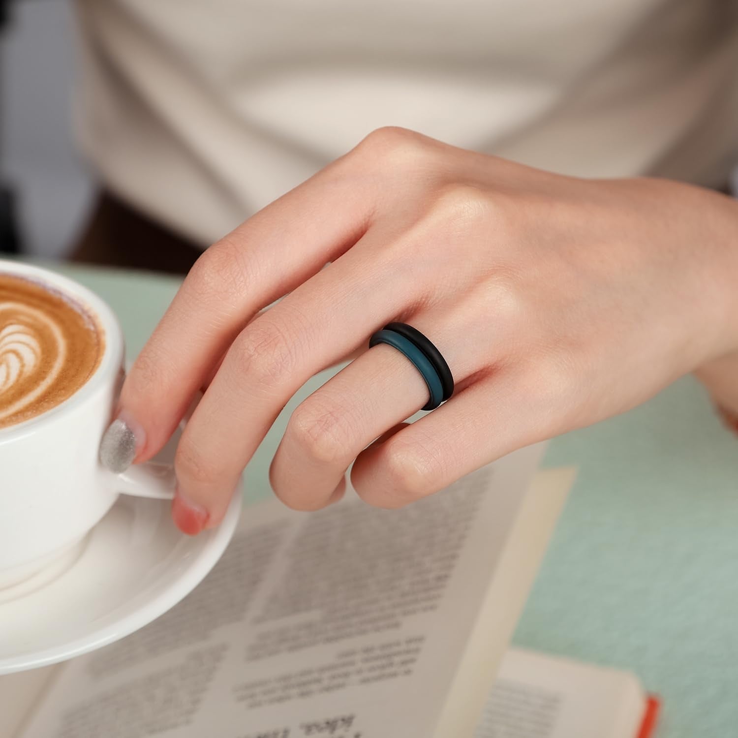 Women'S Bridal Rings Sets, Thin and Stackable Rings Silicone Women Wedding Bands，Rubber Promise Rings for Gift, Anniversary Ring for Work Out- 2.5Mm Width - 1.8Mm Thick